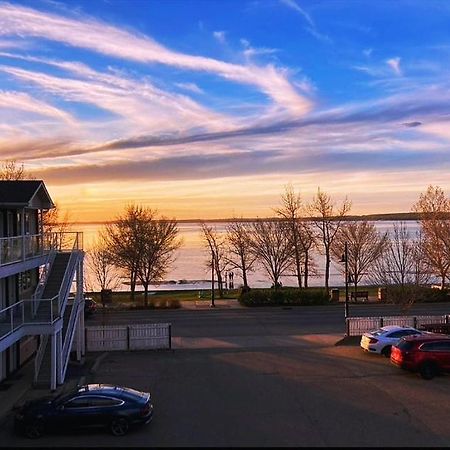 Raccoon Lodge Motel Sylvan Lake Luaran gambar