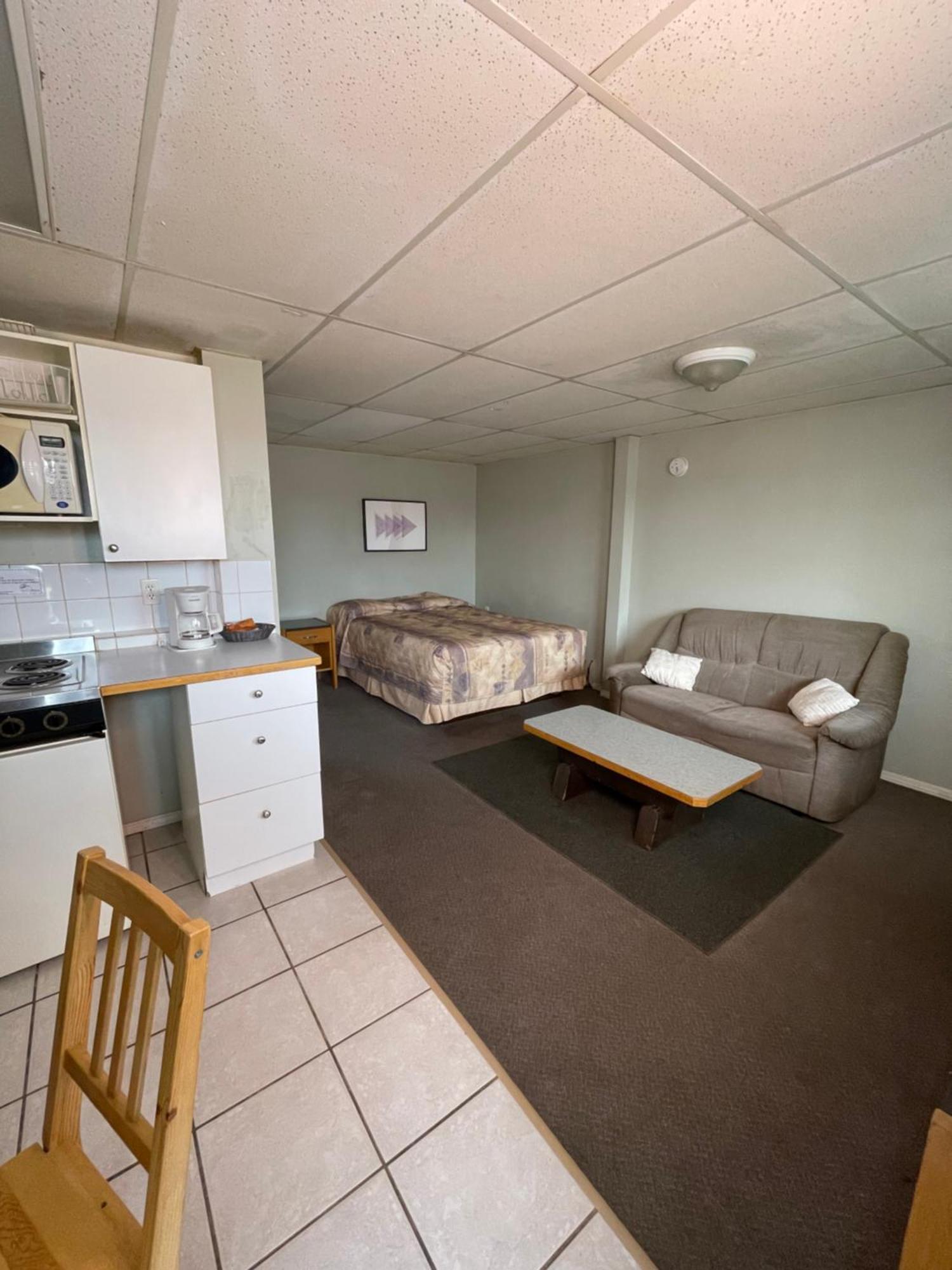 Raccoon Lodge Motel Sylvan Lake Luaran gambar